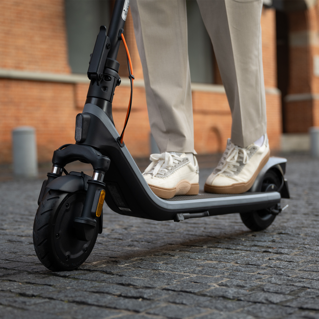 Segway-Ninebot Kickscooter E2 Plus II